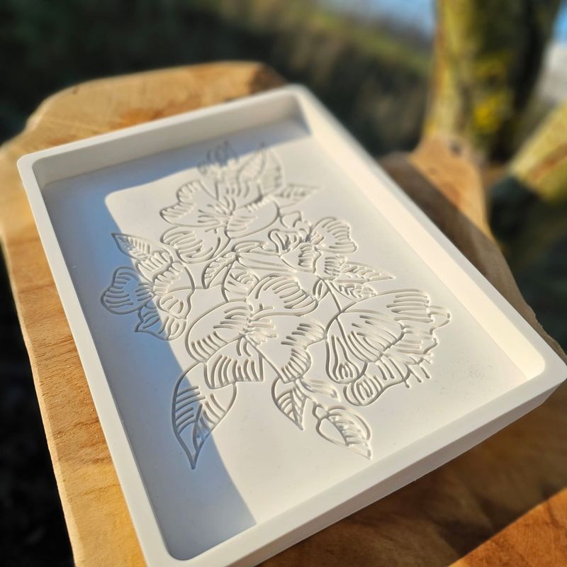 Silikon - Gießform - Schönes Blumen Tablett - B-Ware/SALE 30% Rabatt Silikon - Gießform - Schönes Blumen Tablett - B-Ware/SALE 30% Rabatt