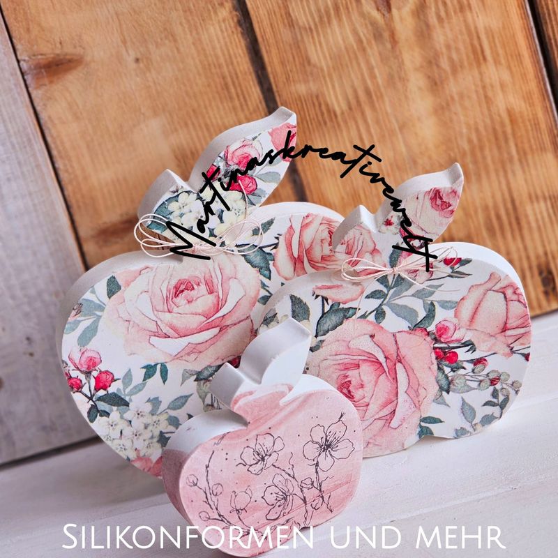 Silikon – Gießform - Äpfel in 3 Größen Silikon – Gießform - Äpfel in 3 Größen