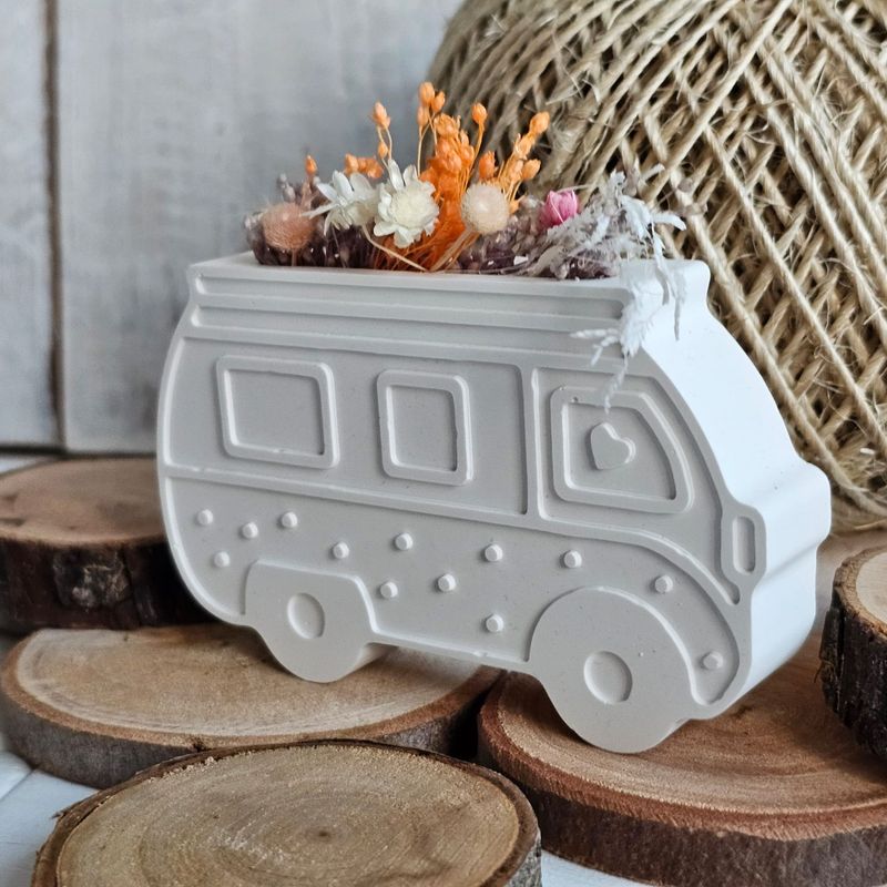 Silikonform/Gießform - CAMPER mit Blumenfach Silikonform/Gießform - CAMPER mit Blumenfach