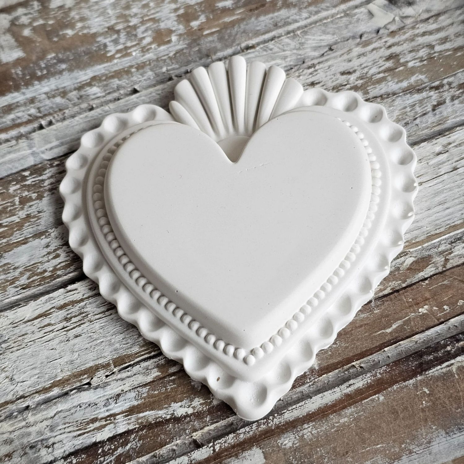 Silikonform-Gießform - Wild Hearts – Herzen – wähle aus 3 Varianten, Wild Hearts – Herzen – wähle aus 3 Varianten: 2795 Herz 1 H/B/T: 12 x 11 x 1,5 cm