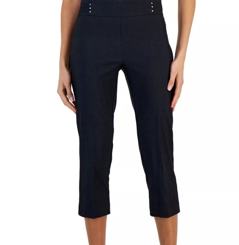 Embellished Pull on Capri Pants