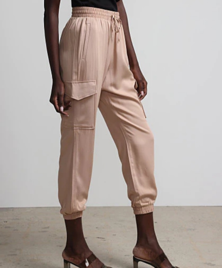  Cargo High-Waisted Jogger pant