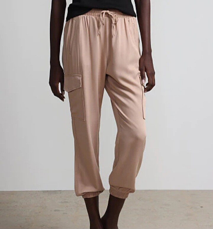 ​ Cargo High-Waisted Jogger pant