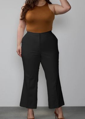 Plus- size Belted Wide Leg Pant
