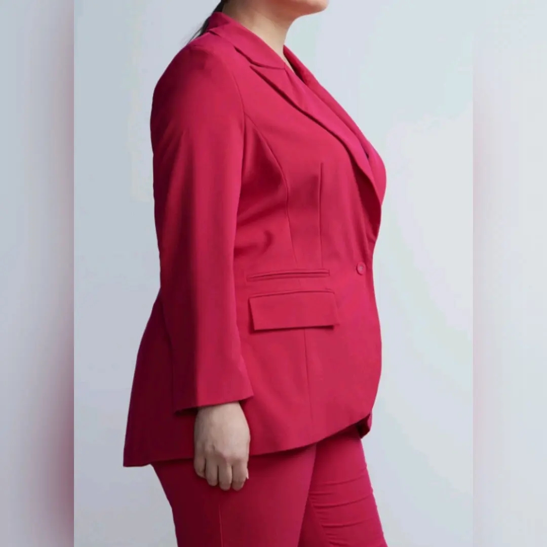 Stretch One Button Peak Lapel Blazer