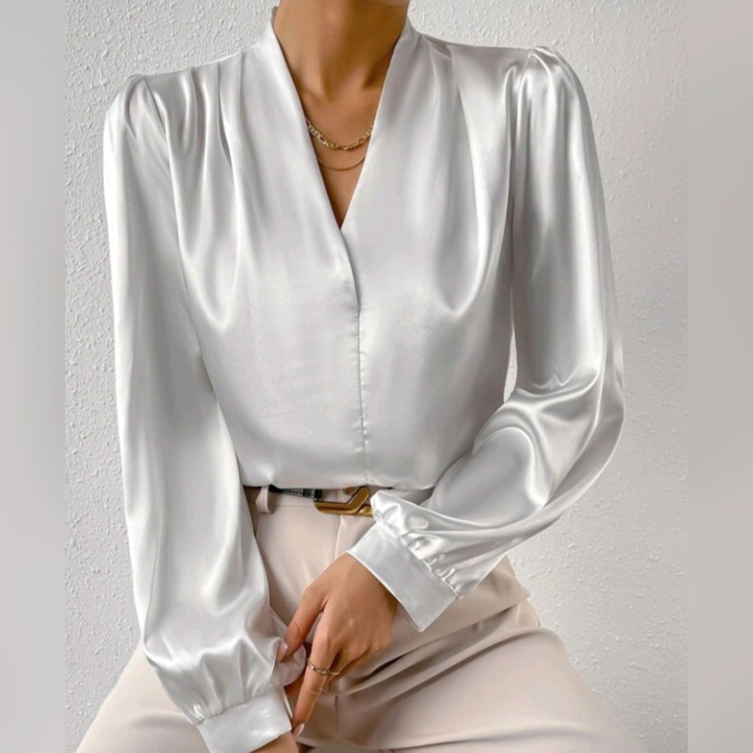 Solid lantern Sleeve Satin Blouse,