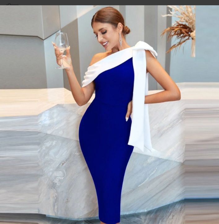  Off Shoulder Knot Side Split Back Dress