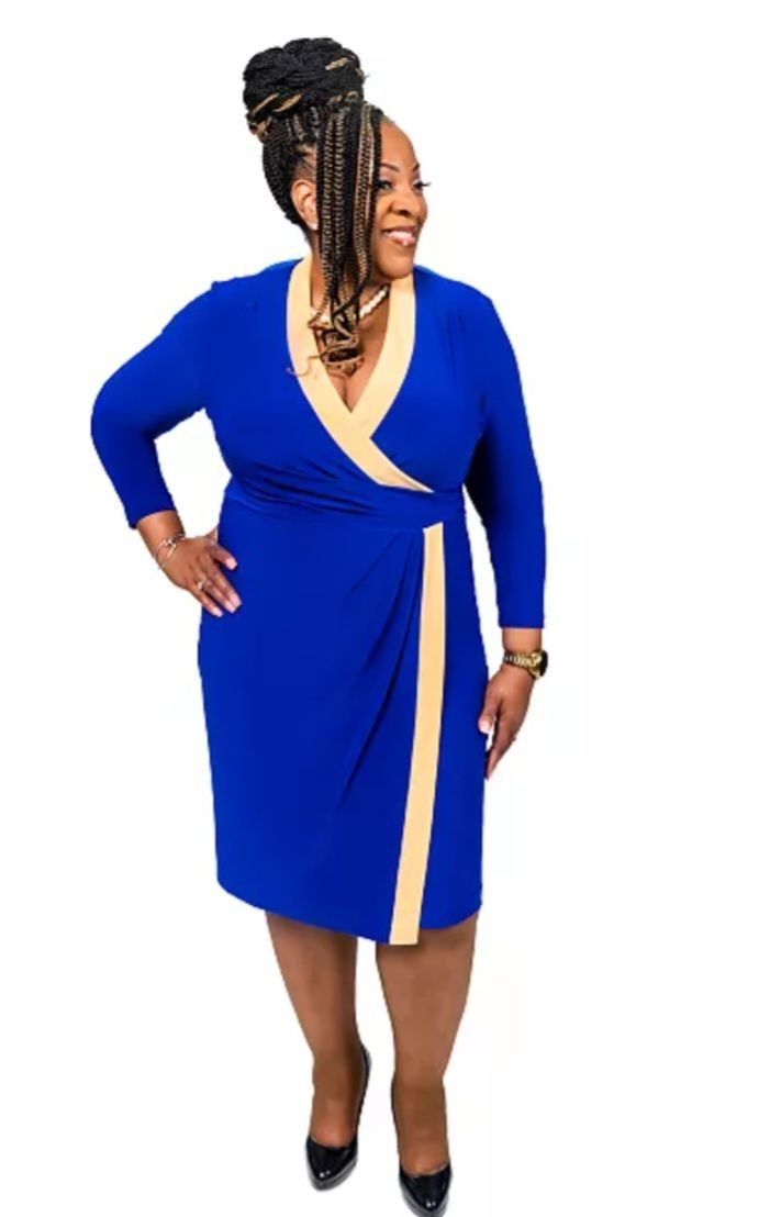 Twisted Front Colorblock Dress