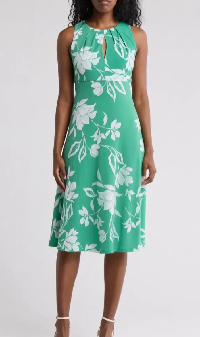 Floral Keyhole Dress 