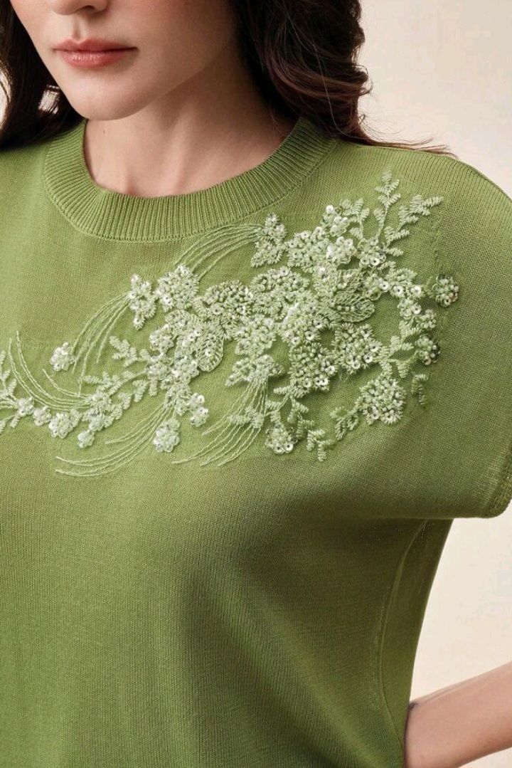 Crew Neck Beaded Embroidered Rhinestone Top