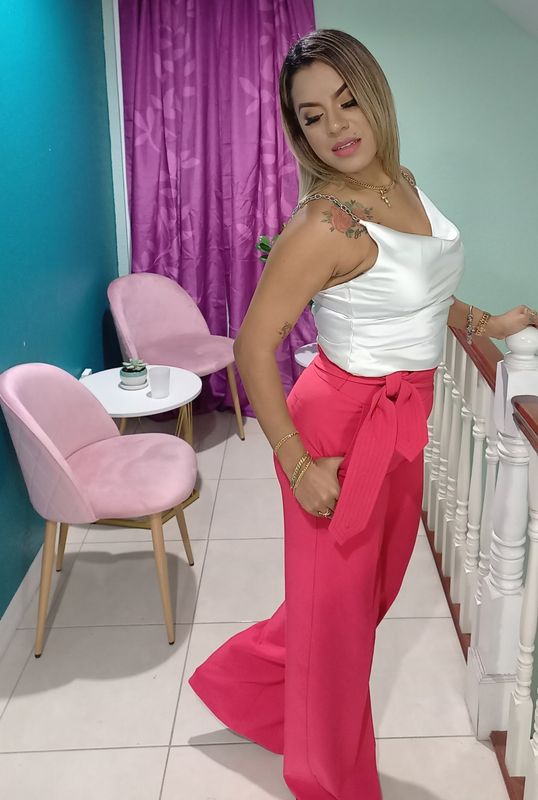 Draped Front Chain Details