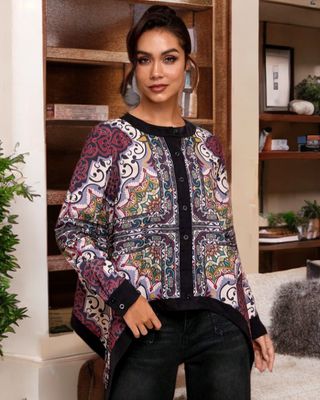 All-Over Artwork Print Round Neck Bishop 