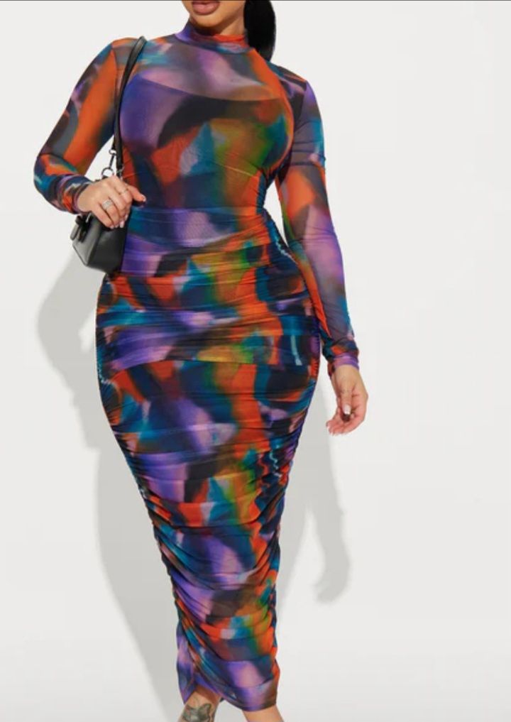 Long Sleeve Layered Dress – Elegant & Colorful