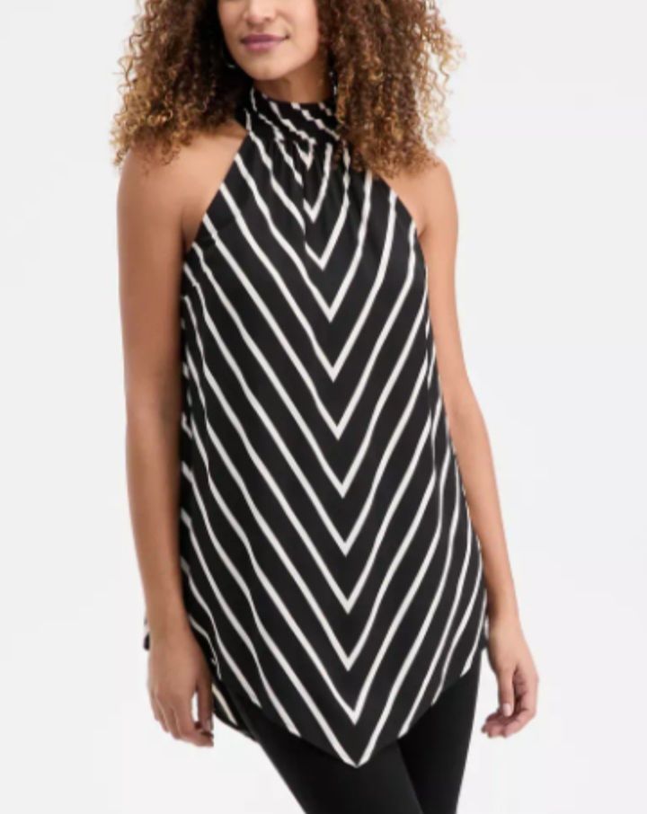 Printed Point-Hem Halter Top – Bold & Confident Style