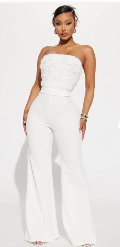 Flowers details  sleeveless Jumpsuit