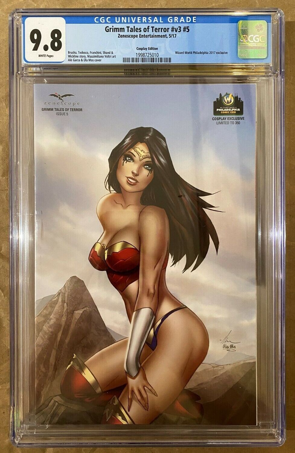 Grimm Tales of Terror #5 - Wizard World Wonder Woman Cosplay - CGC 9.8