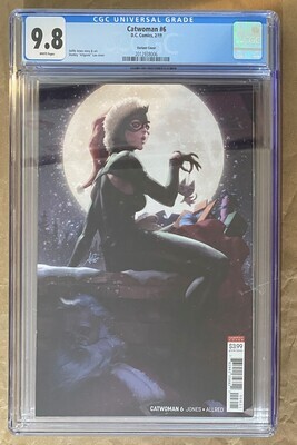 Catwoman #6 - Christmas Variant - CGC 9.8