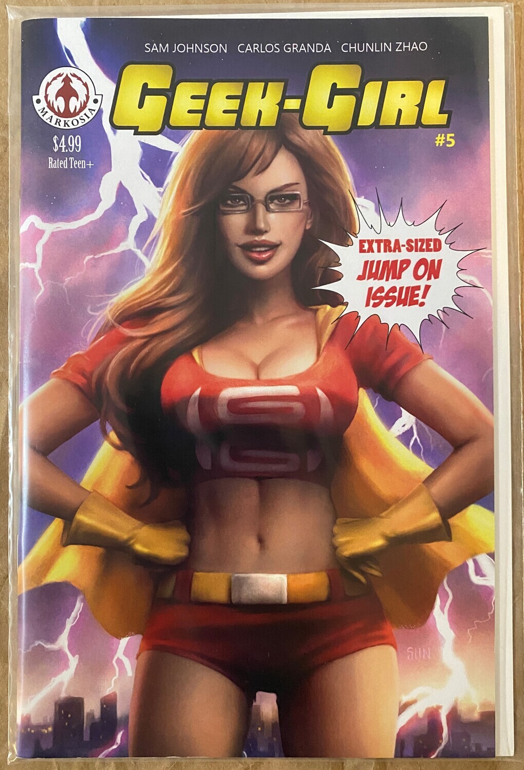 Geek-Girl #5 - Poser Exclusive
