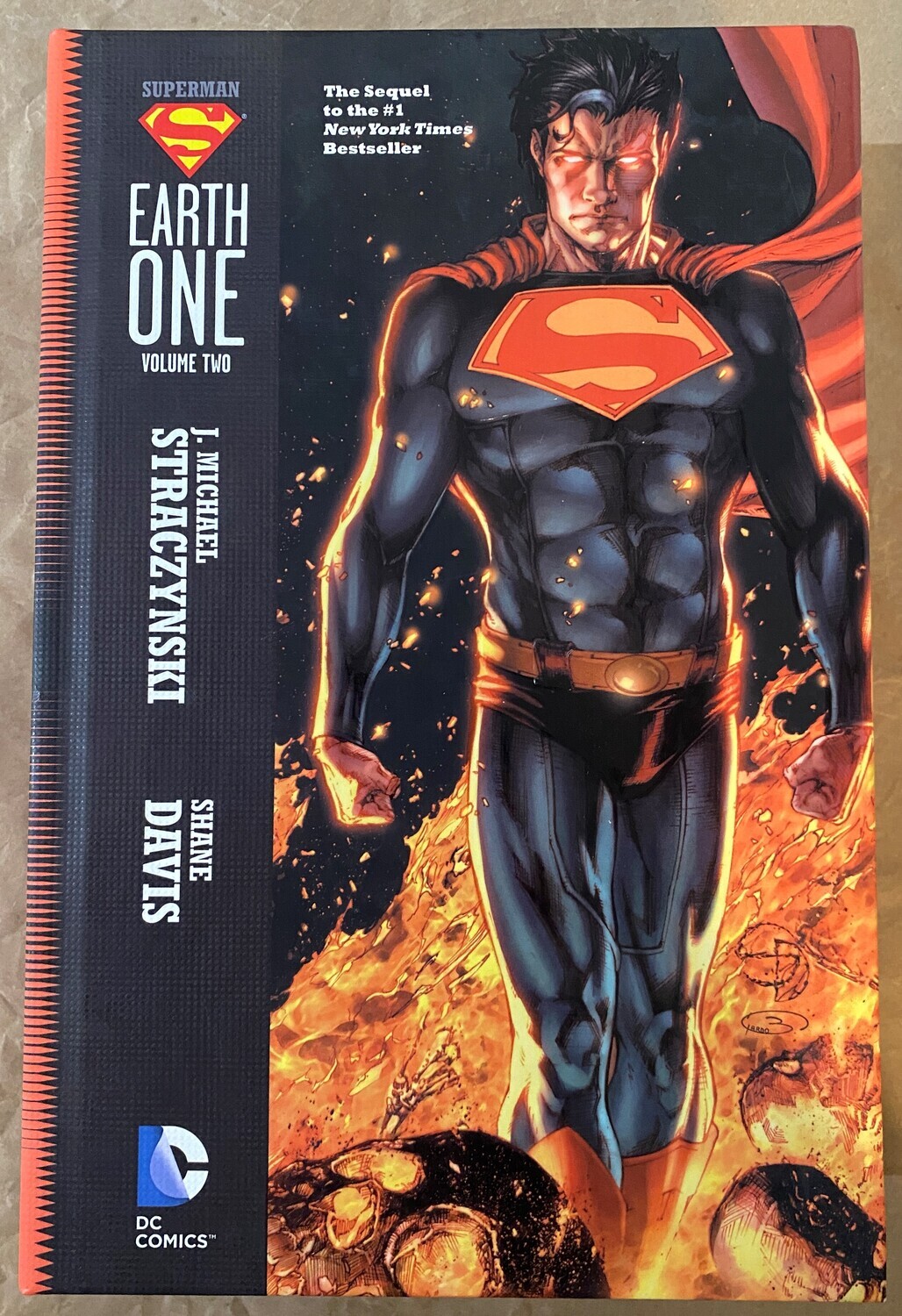 Superman Earth Two - Volume 2 (Hardcover)