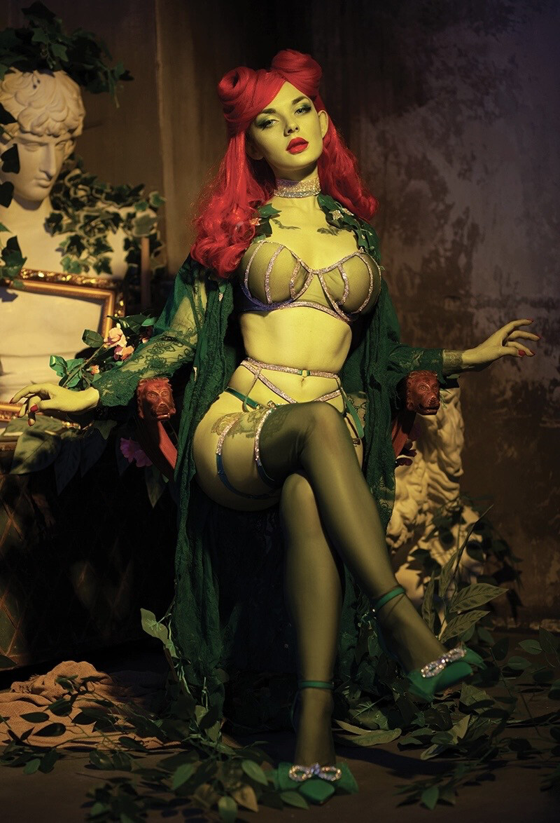 Poison Ivy - Angelina Chernayak Cosplay - Mad Love Comics Virgin Foil Exclusives
