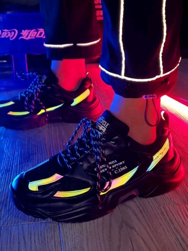 Men lace up front chunky sneakers