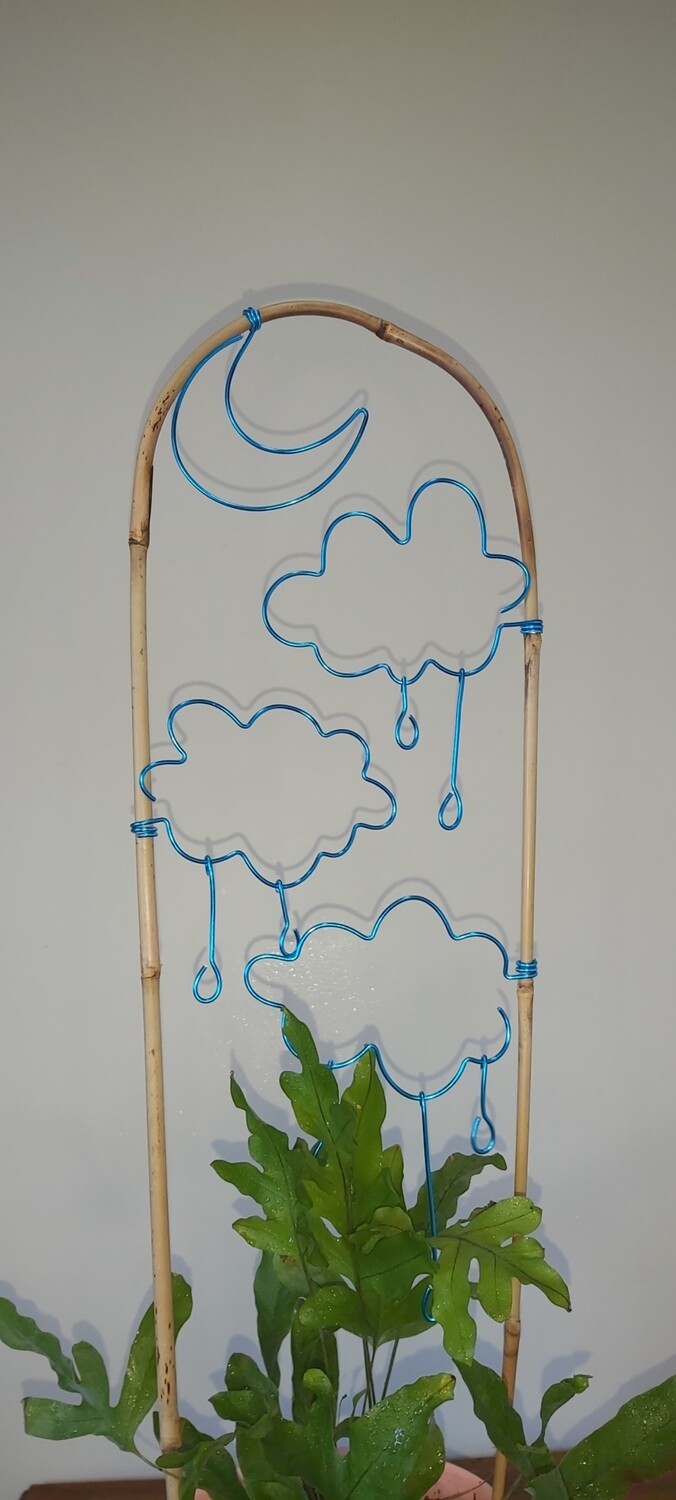 Singing in the rain Bamboo U-cane Trellis