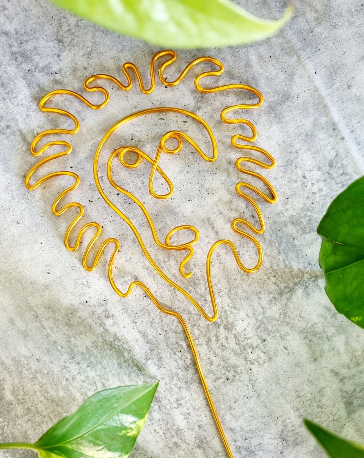 “Hear Me Roar” – Zodiac Plant Stake