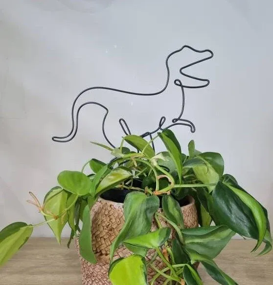 Have a RAW-some Day – Velociraptor Plant Stake