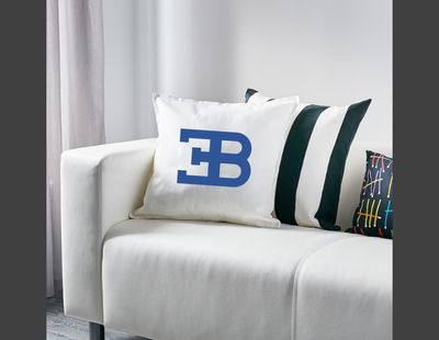 BUGATTI PILLOW