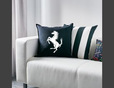 FERRARI CAVALLINO PILLOW