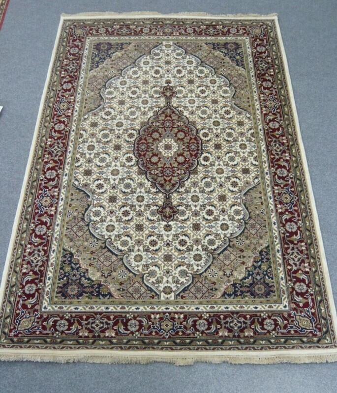 Indian Chakhari Rug Cream/Red Indian Chakhari Rug Cream/Red