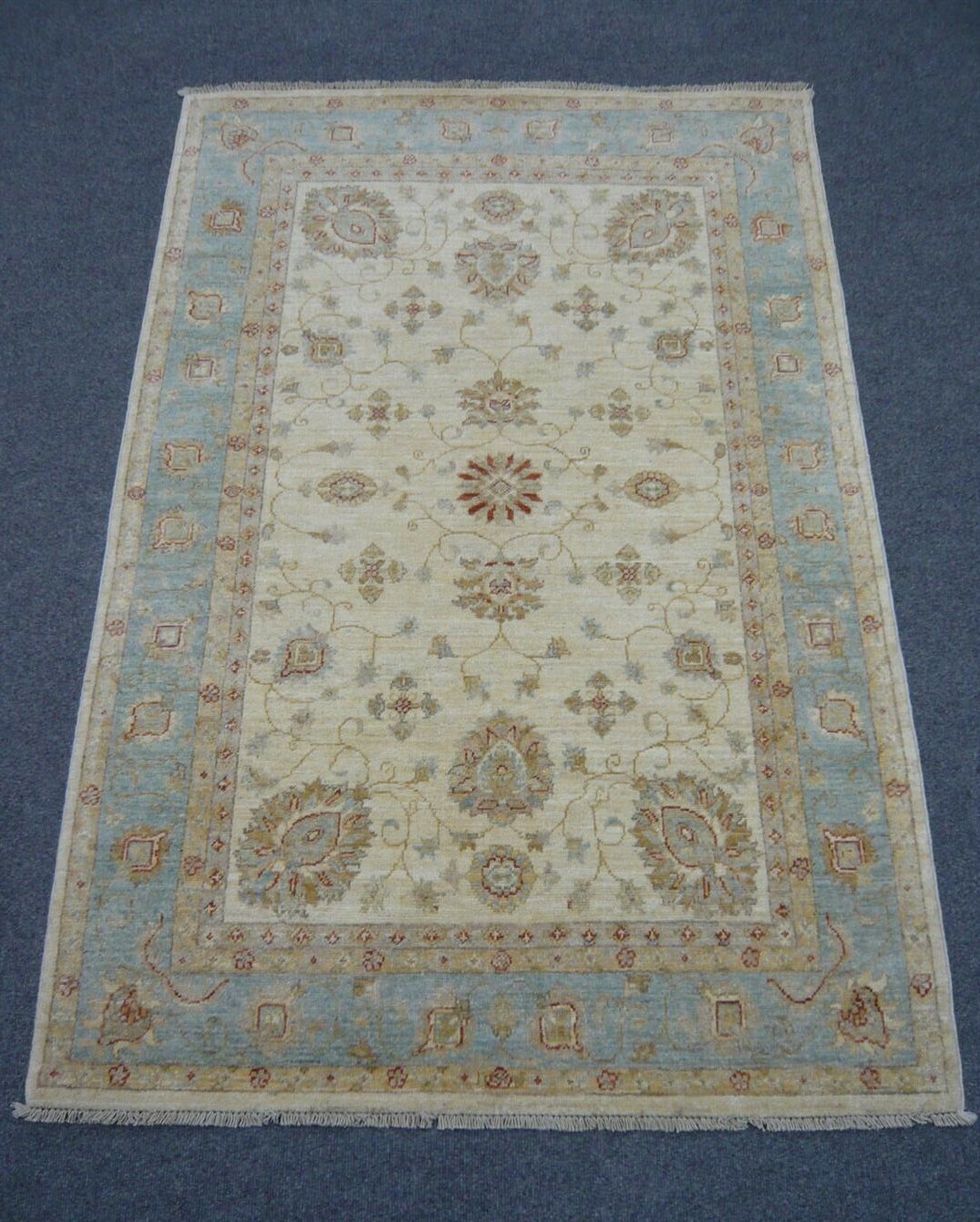 Fine Natural Dyed Rug Cream/Blue