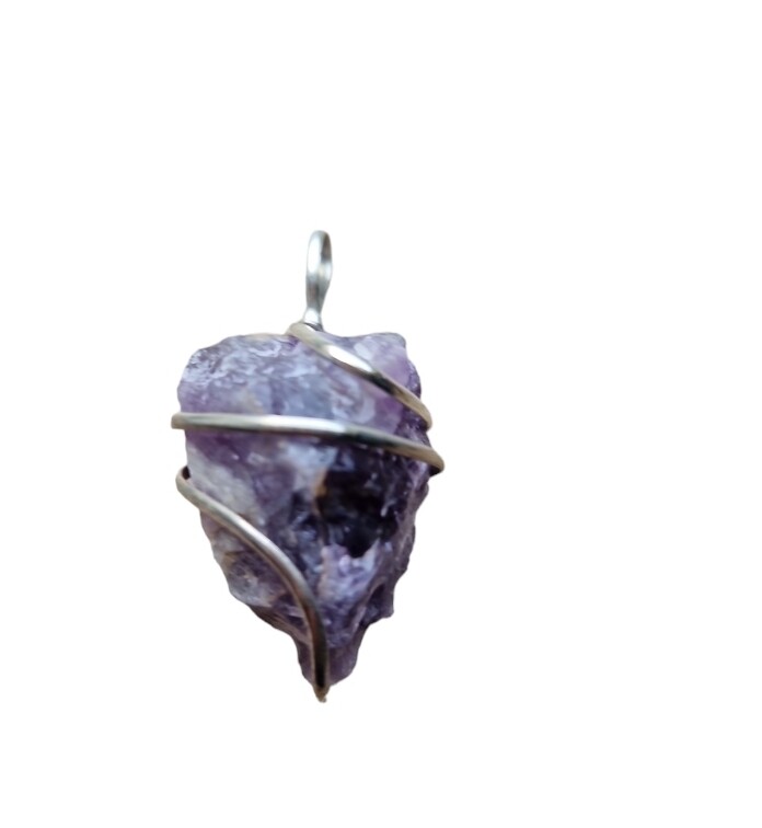 Ruwe Amethist wikkel hanger