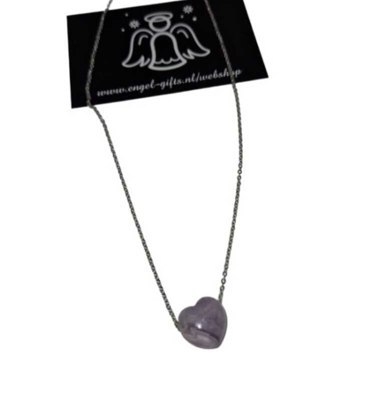 Amethist hartje met stainless steel ketting.