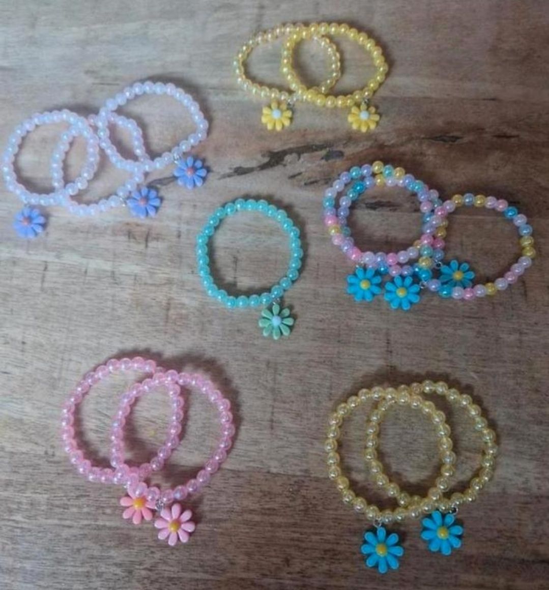 Vrolijke meiden armband