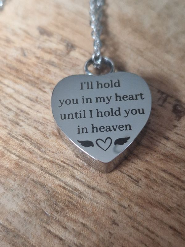 Ashanger hartje met tekst - heaven