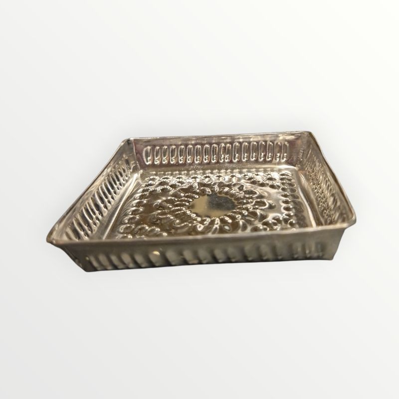 Bakje ALUMINIUM – bewerkt. Bakje ALUMINIUM – bewerkt.