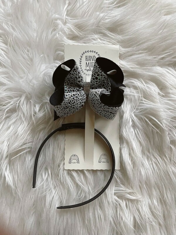 Girl Black Bow / w Headpiece Girl Black Bow / w Headpiece