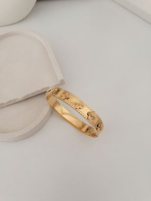 Nila - Edelstahl Armreif