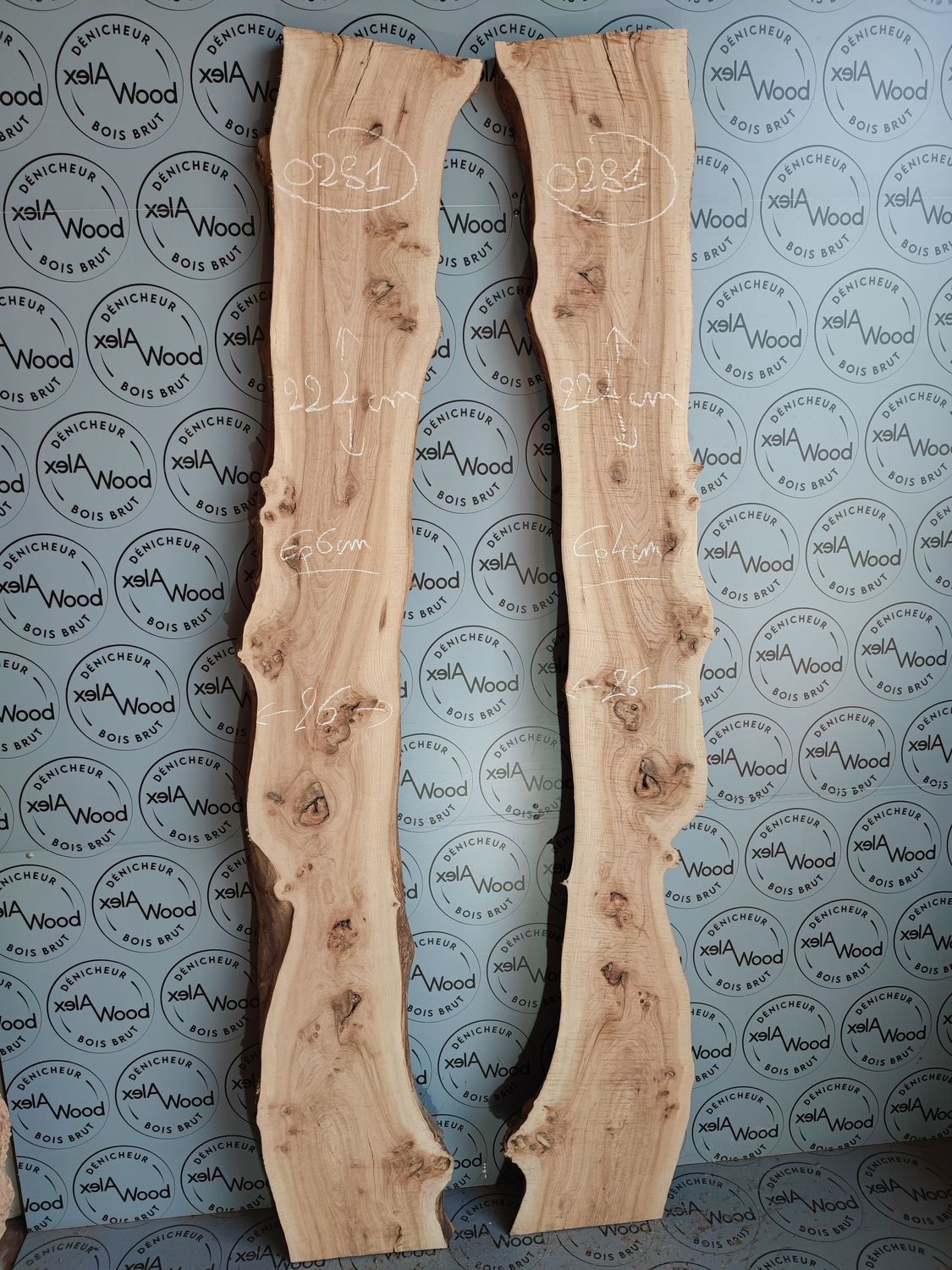 Set de 2 plateaux d'orme bookmatch bois brut idéal résine époxy - O281