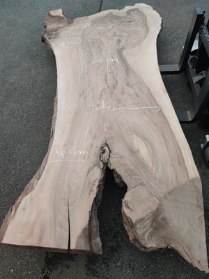 Plateau de noyer extra large idéal table réunion résine époxy
