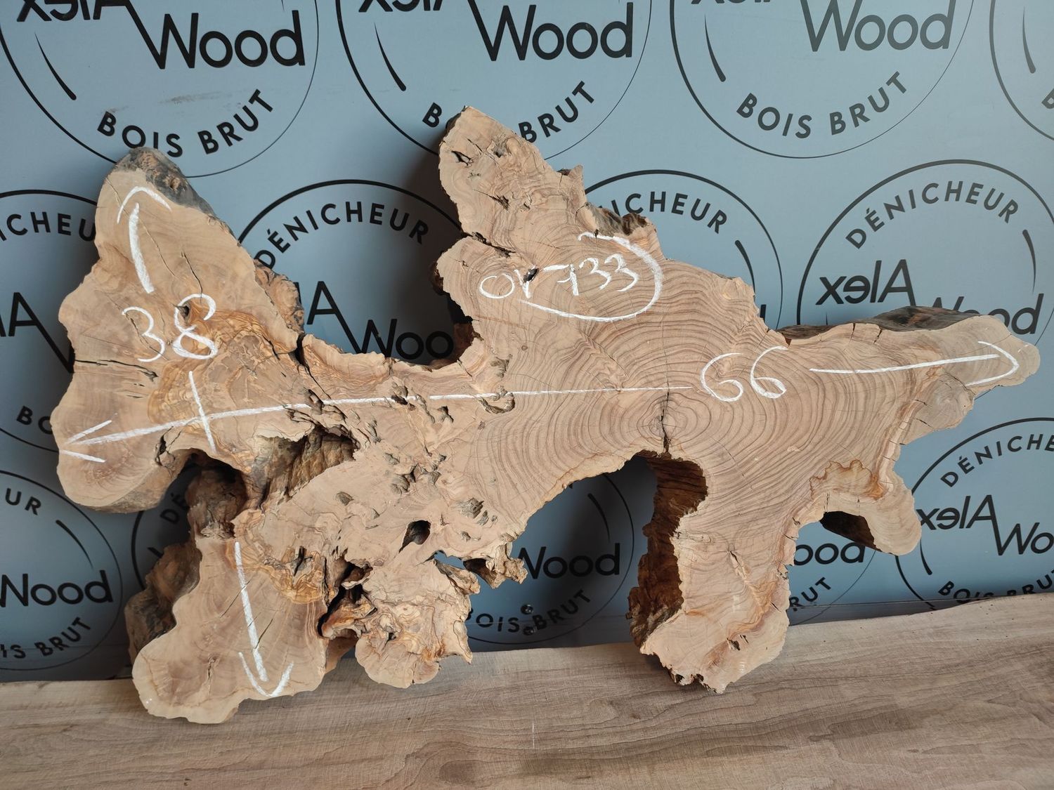 Cookie de bois d'olivier - OV733 Plateau planche d'oliver bois brut idéal résine époxy