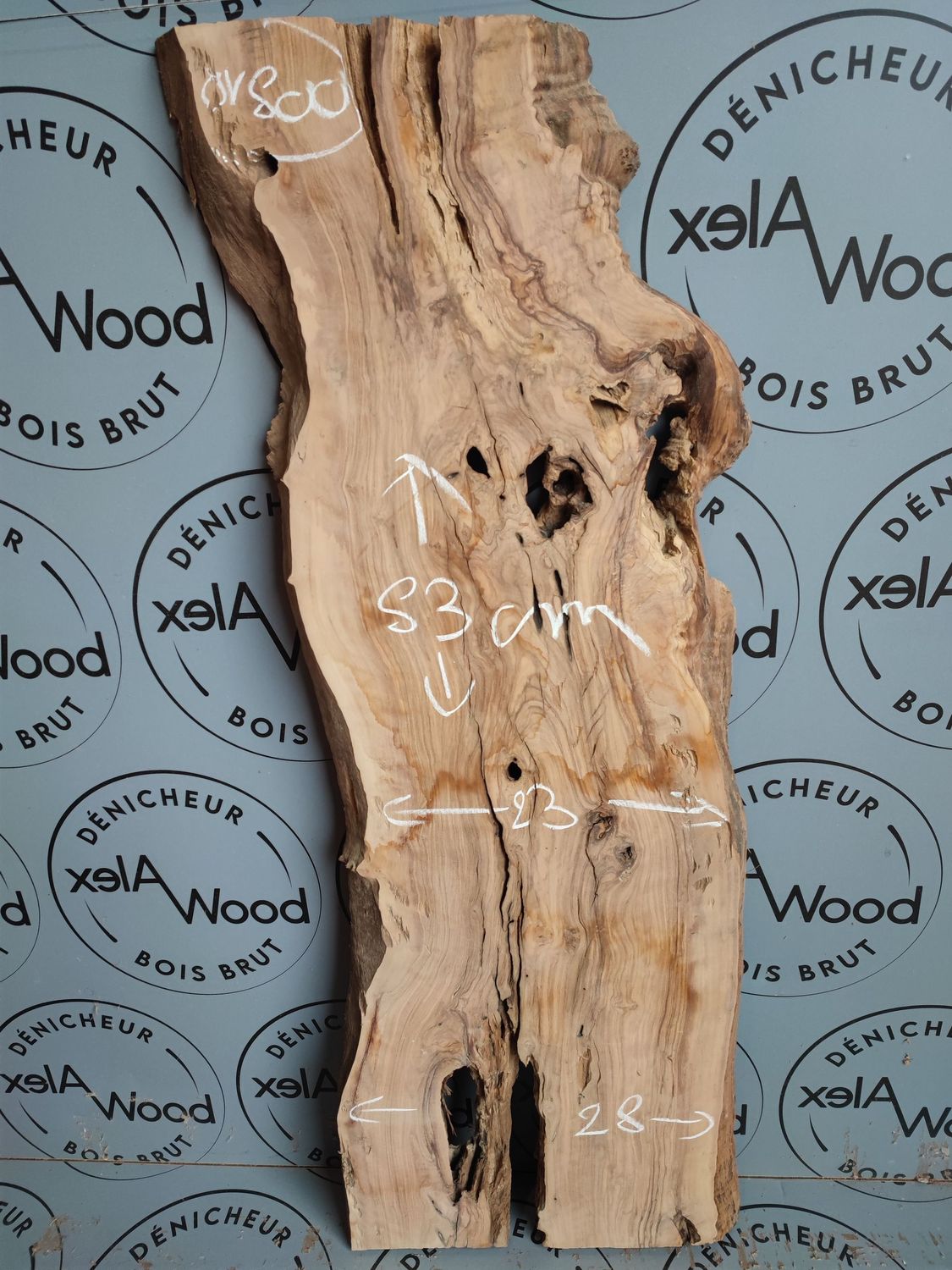 Plateau bois d'olivier live edge - OV800