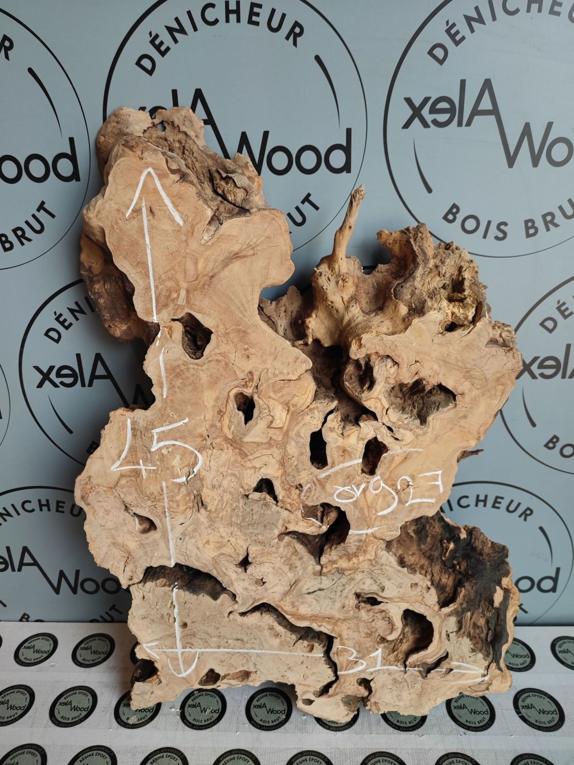 ​Magnifique plateau bois d'olivier idéal résine époxy