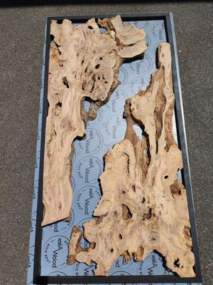 ​2 plateaux d’olivier bords bruts – OV39