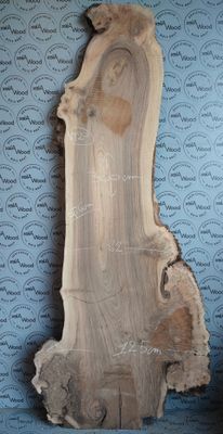 Plateau bois loupe de noyer massif – Bords bruts et lignes naturelles