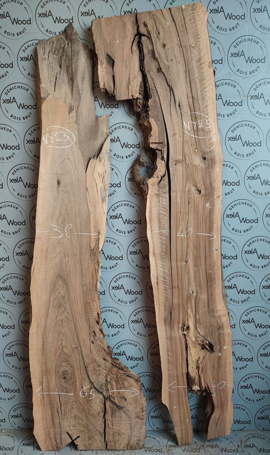 2 Plateaux en noyer massif pour table époxy