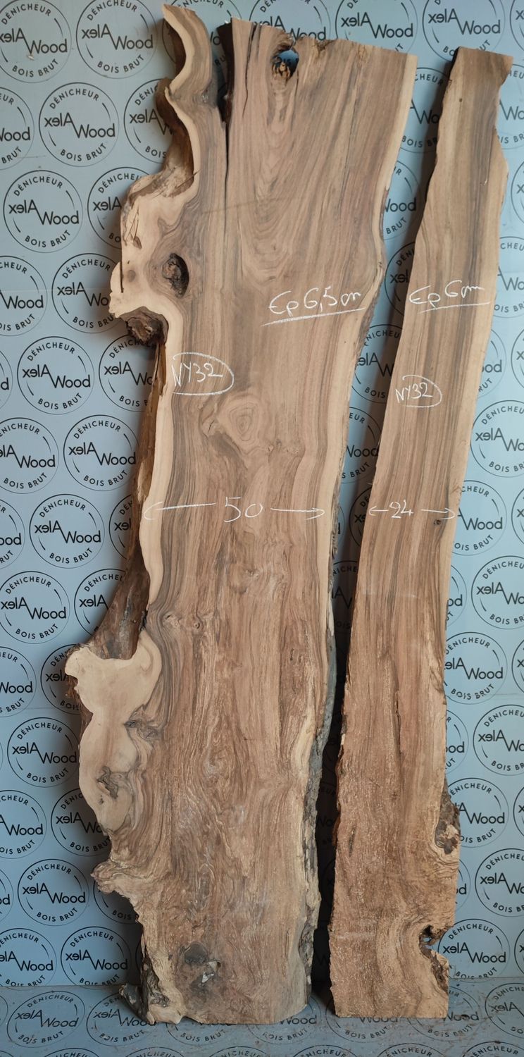 2 Plateaux en noyer massif – Matière vivante et authenticité