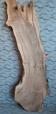 Plateau en noyer massif raboté — une pièce unique pour vos créations haut de gamme Plateau en noyer massif raboté — une pièce unique pour vos créations haut de gamme