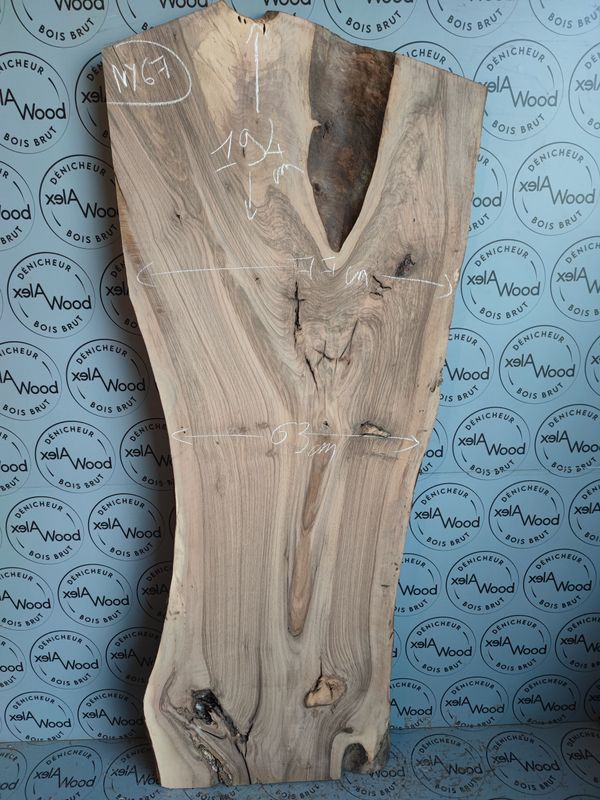 ​Plateau en noyer massif raboté — idéal plan vasque sdb